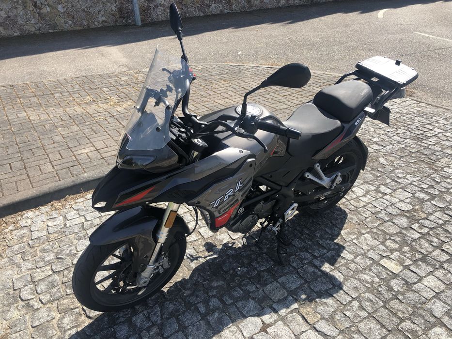Benelli TRK 251 ano 2022
