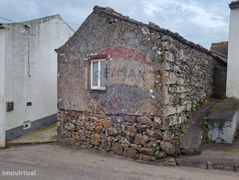 Moradia T2 para venda