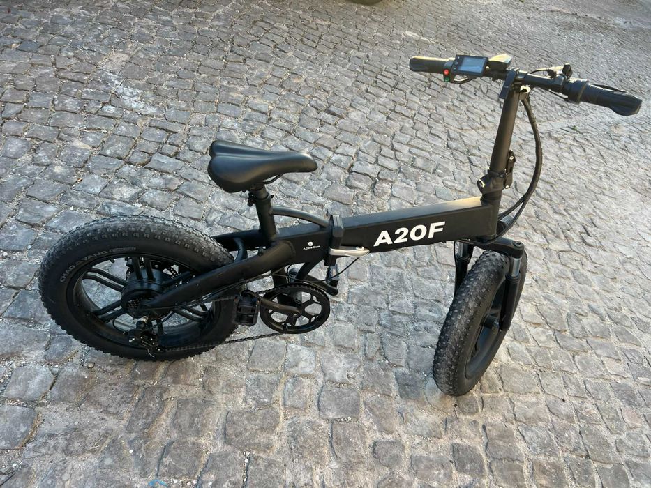 Vendo bicicleta elétrica ADO A20F, praticamente nova...