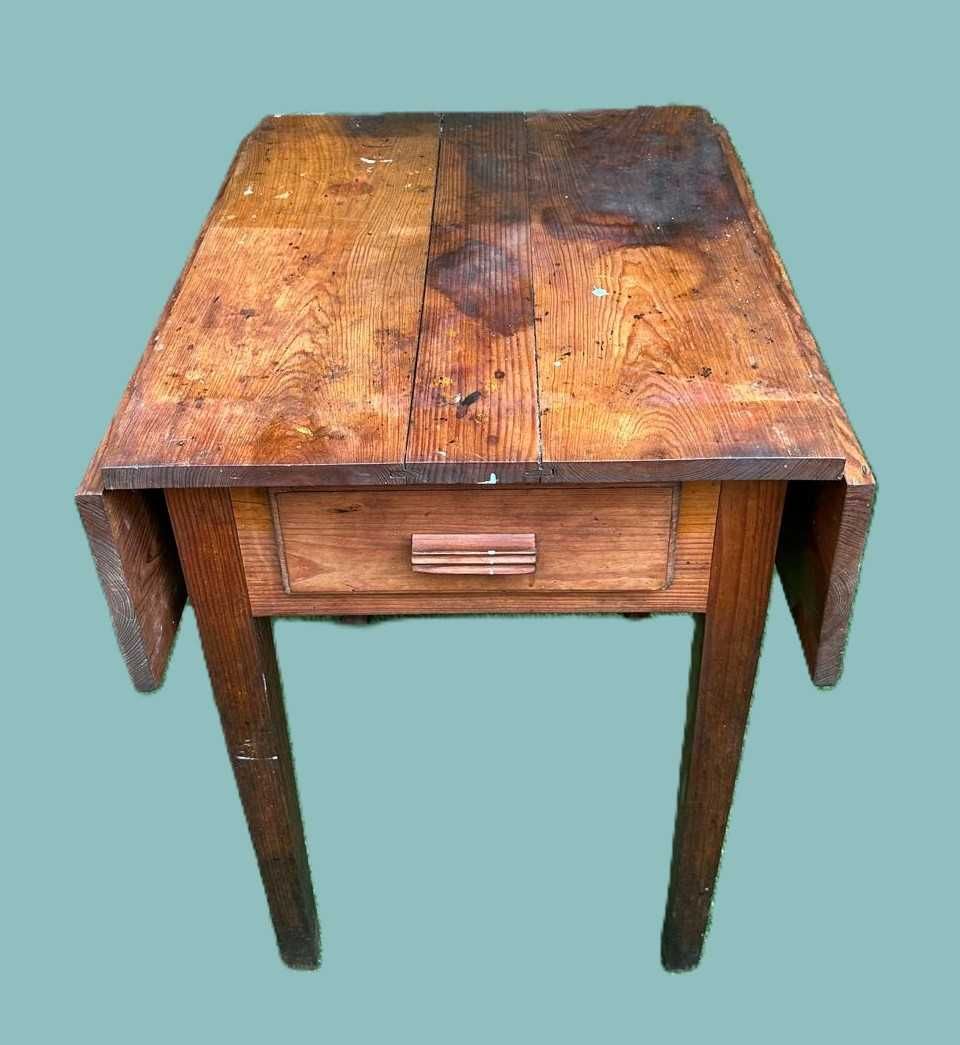 Mesa aniga em pinho com abas rebativeis individuais, antiguidade