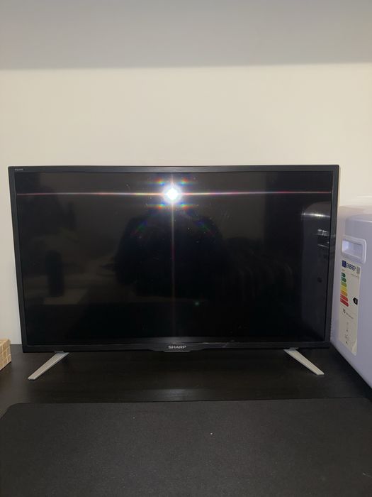 tv sharp como novo