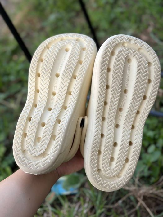 Стильні шльопанці 36 розмір