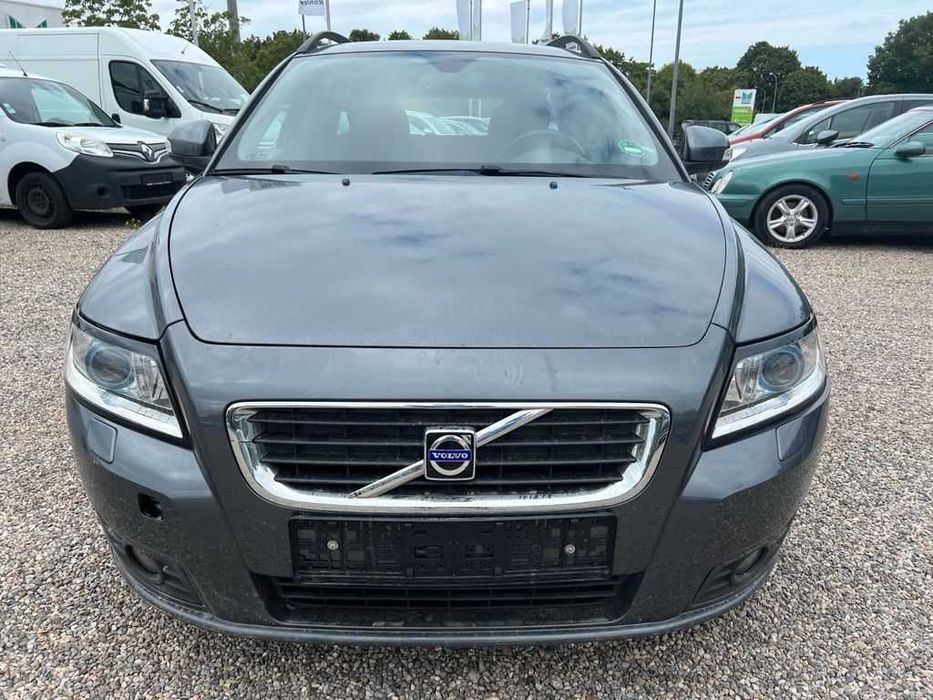 Бампер передній Volvo V50 III разборка Вольво В50 3 запчастини