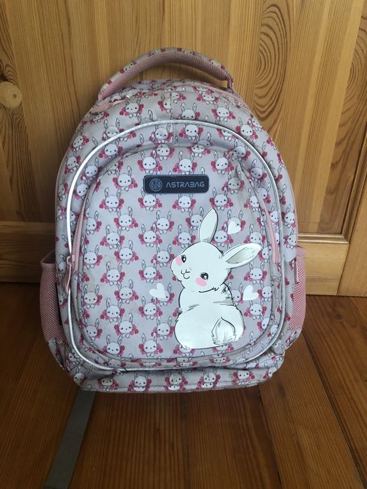 Plecak szkolny idealny dla dziecka do 1 klasy