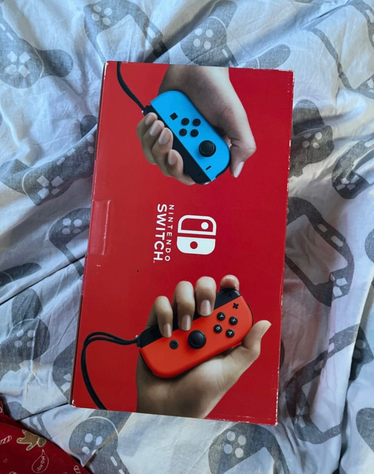 Konsola NINTENDO Switch OLED Model Czerwono-Niebieski