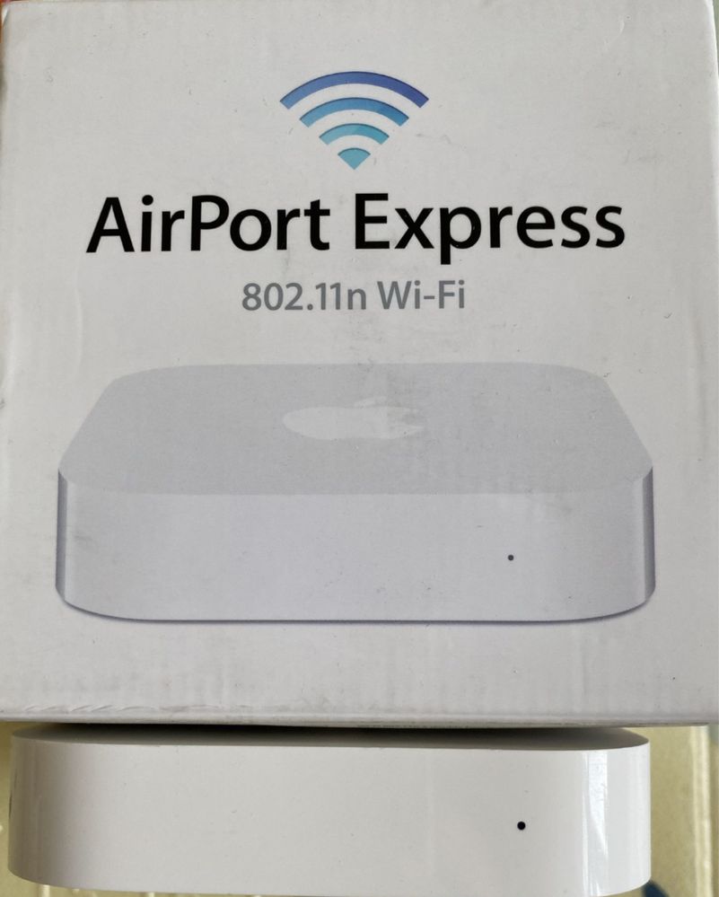 Роутер Apple AirPort Express A 1392 Американець