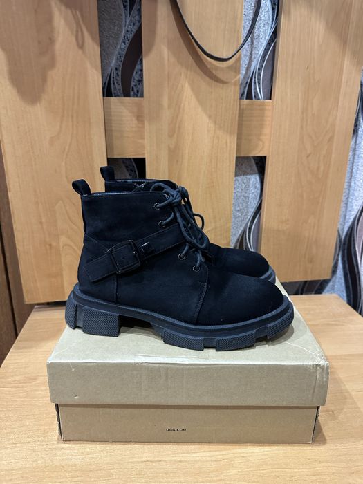 Черевики осінні жіночі