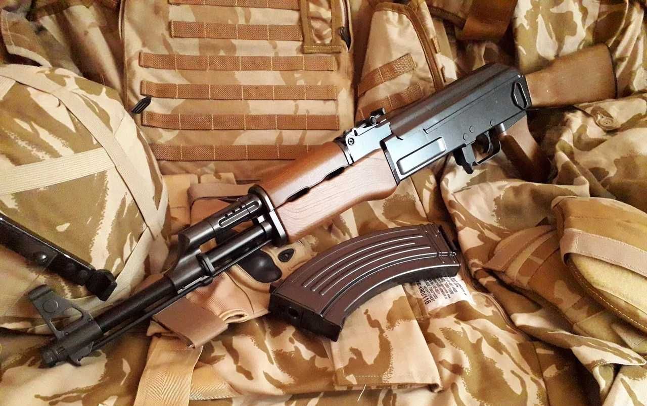 Дитячий повнорозмірний металевий автомат Калашнікова АК-47 Cyma