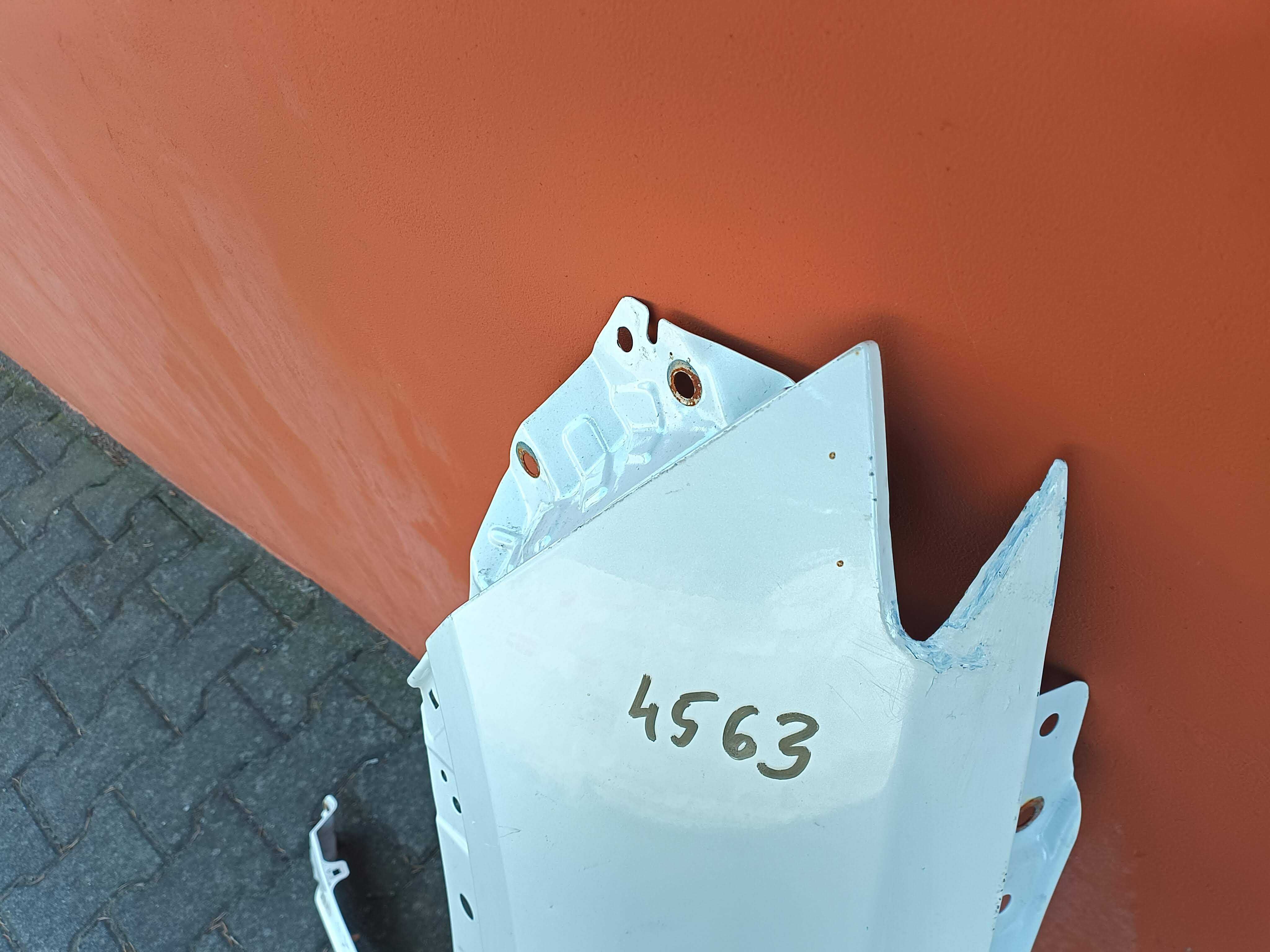 Błotnik przedni lewy Baic Beijing 5 nr4563