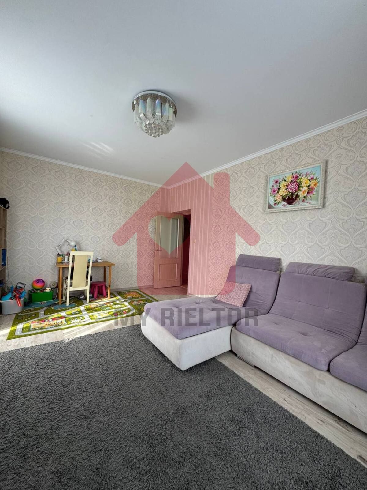 Продаж двокімнатної квартири по вул.Кошицька