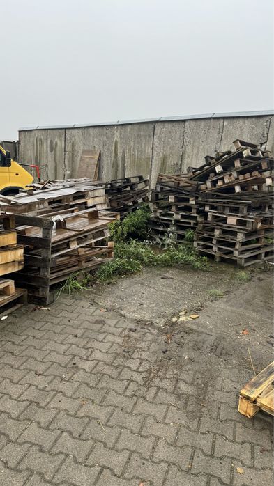 Palety drewno opałowe oddam za darmo palety do odbioru Chełm Śląski