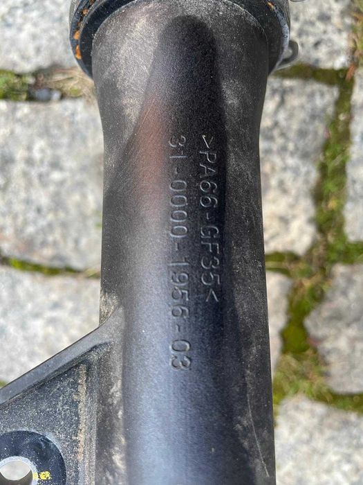 Przewód powietrza Renault Dacia 1.0 TCe Renault Clio 5 Captur 2 rura