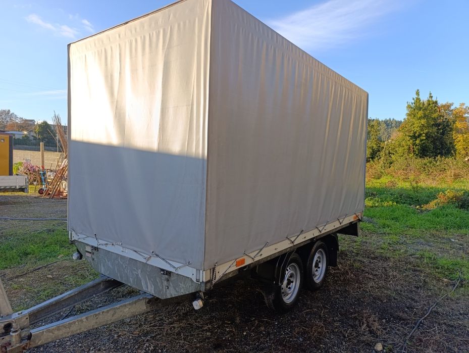 Atrelado reboque Humbaur 2000kg Carga Geral