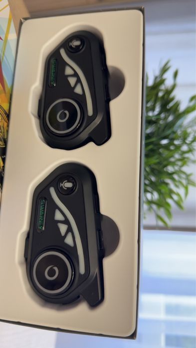 Motocyklowy zestaw słuchawkowy interkom Swarey V8 Bluetooth