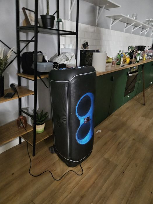 Wynajem głośnika JBL partybox ultimate 1100w