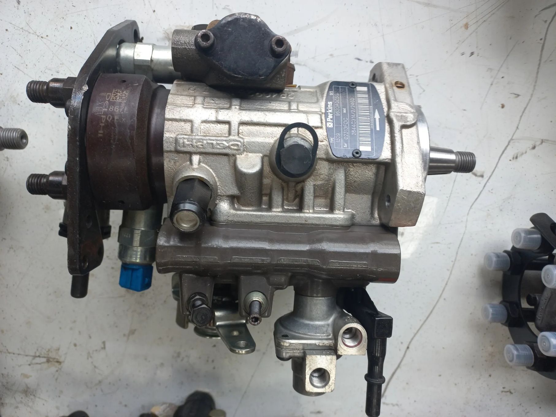 Pompa wtryskowa 284092G1,PSGA90D320,CAV,BOSCH,MWM,LUCAS,0400866163,3348F110,DELPHI,PERKINS stojąca,3363F580,8523A181A,9520A005G,V3800,V3300,V3600,KUBOTA,2644H204BT/2/1950,CAT,189-5184,382-2G68,KBTR430,9320A171T/7189-0334, SAME,rzędowa,rotacyjna,sekcyjna,s
