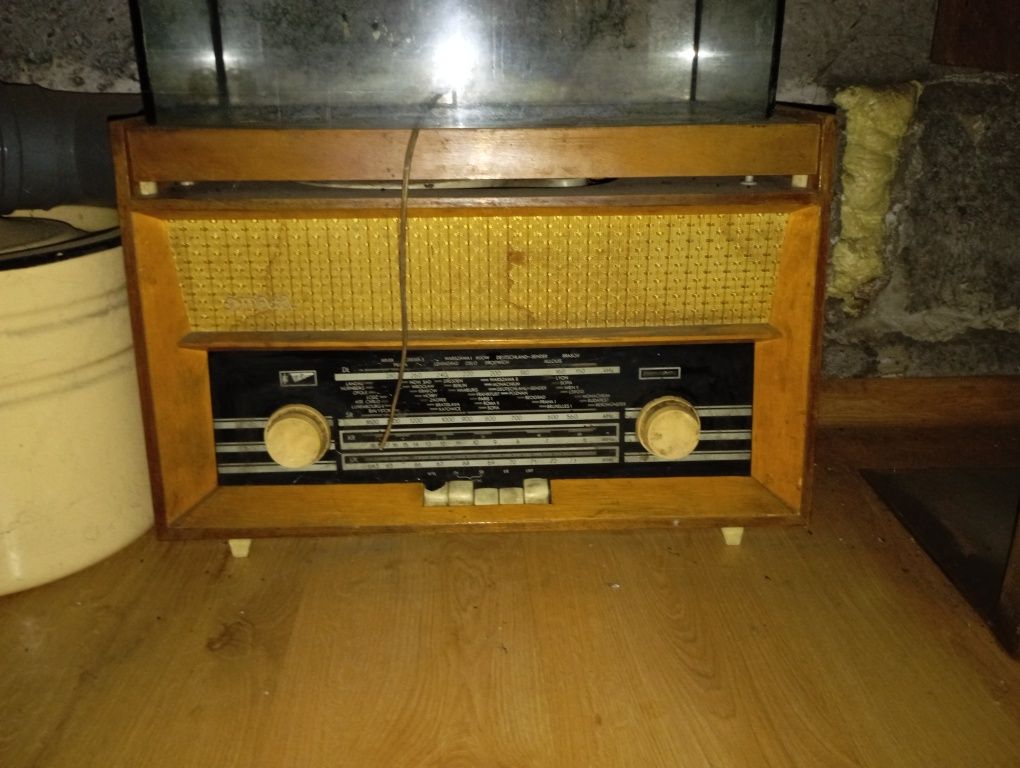Radio z gramofonem sonata