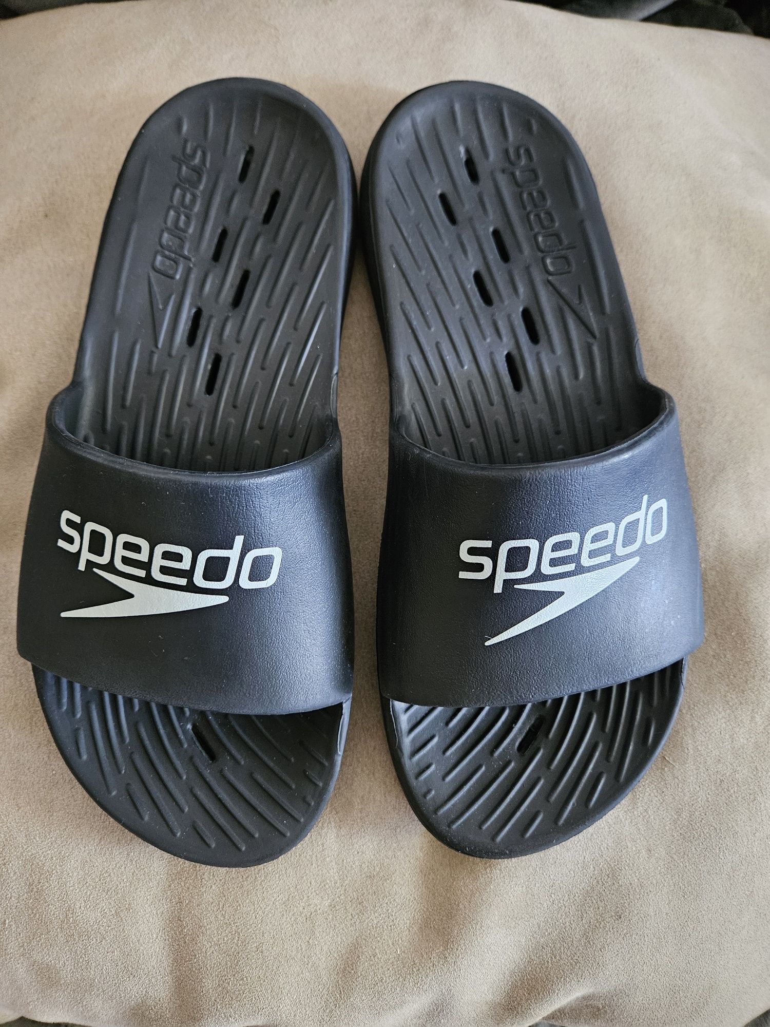 SPEEDO klapki basenowe r. 39