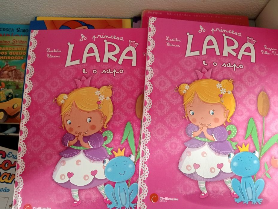 Livros infantis praticamente novos nunca usados