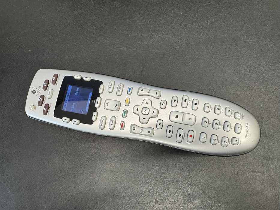 Logitech Harmony 600 pilot uniwersalny