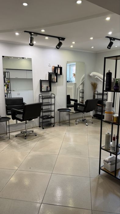 Аренда парикмахерского кресла, кератин,ботокс, колорист