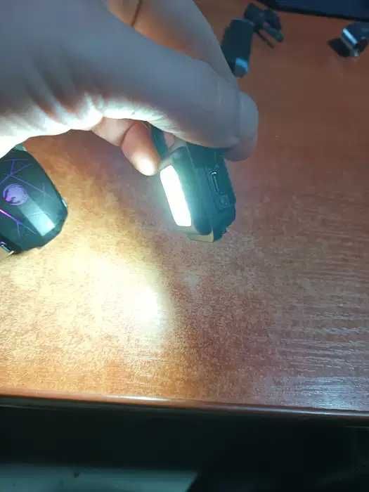 Mocna latarka LED brelok z magnesem,aluminiowa obudowa, ładowana USB-C