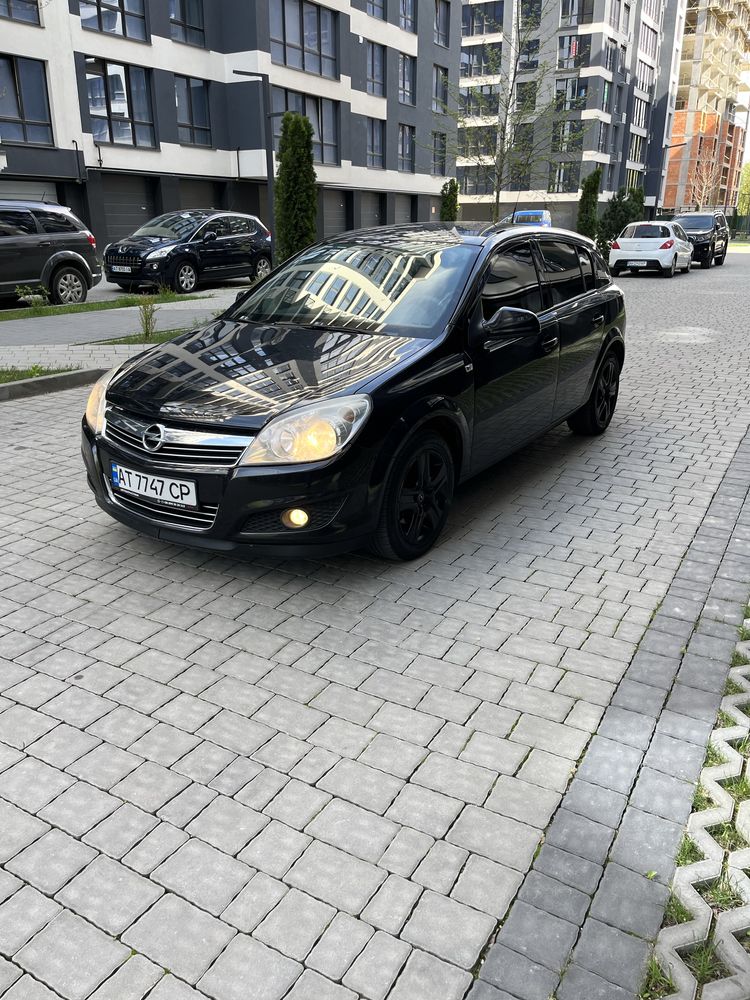 Opel astra H продам