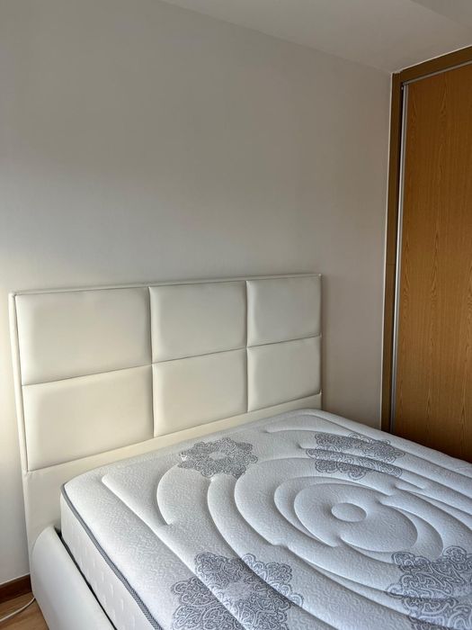 Cama de Casal Sommier 140 x 190 com colchão incluido