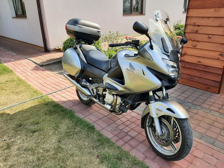 Motocykl Honda Deauville