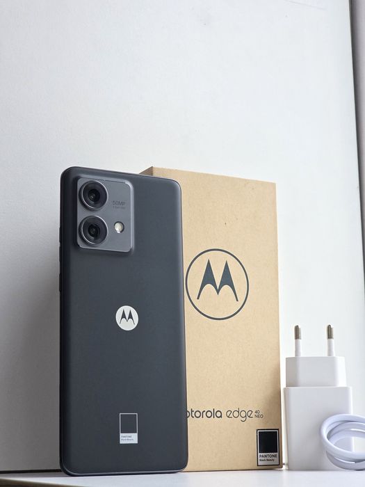 Motorola edge 40 neo 5G 12/256 gb ідеальний стан