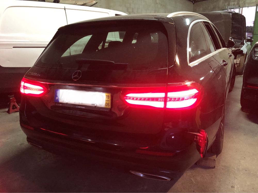Mercedes-benz E300 de ano 2019-05
