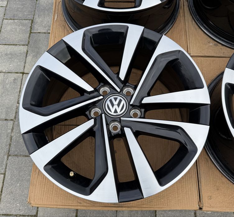 Felgi Volkswagen 17" 5x112 Tiguan Sharan Passat Golf T-Roc et40 7J