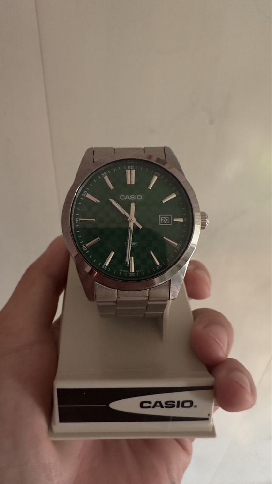 CASIO Чоловічий годинник