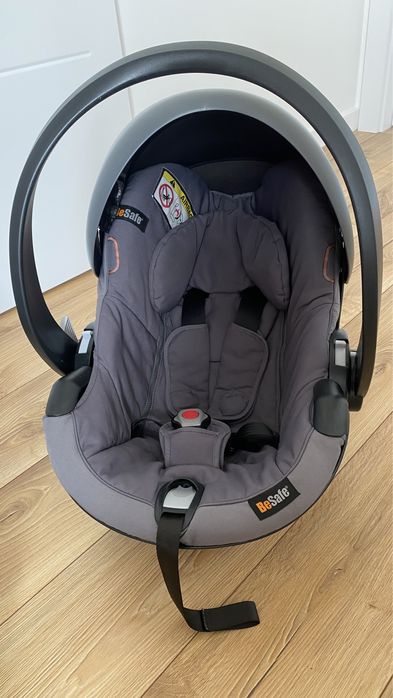 Nosidełko BeSafe Izi Go X1 z bazą na isofix i gratisem