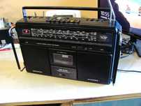 Radiomagnetofon przenośny Grundig