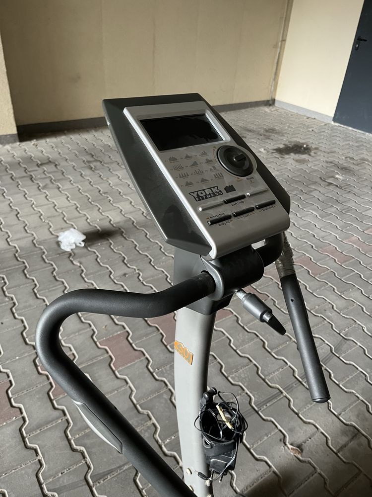 Extra okazjaaaa  2…… w cenie 1…. Bieżnia THUNDER  plus rower YORK 301
