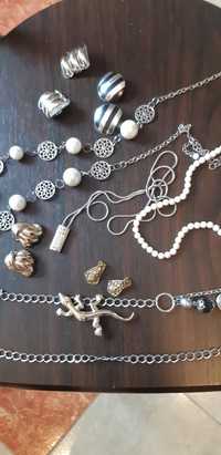 Komplet biżuterii korale, naszyjniki, kolczyki złote srebrne, broszka