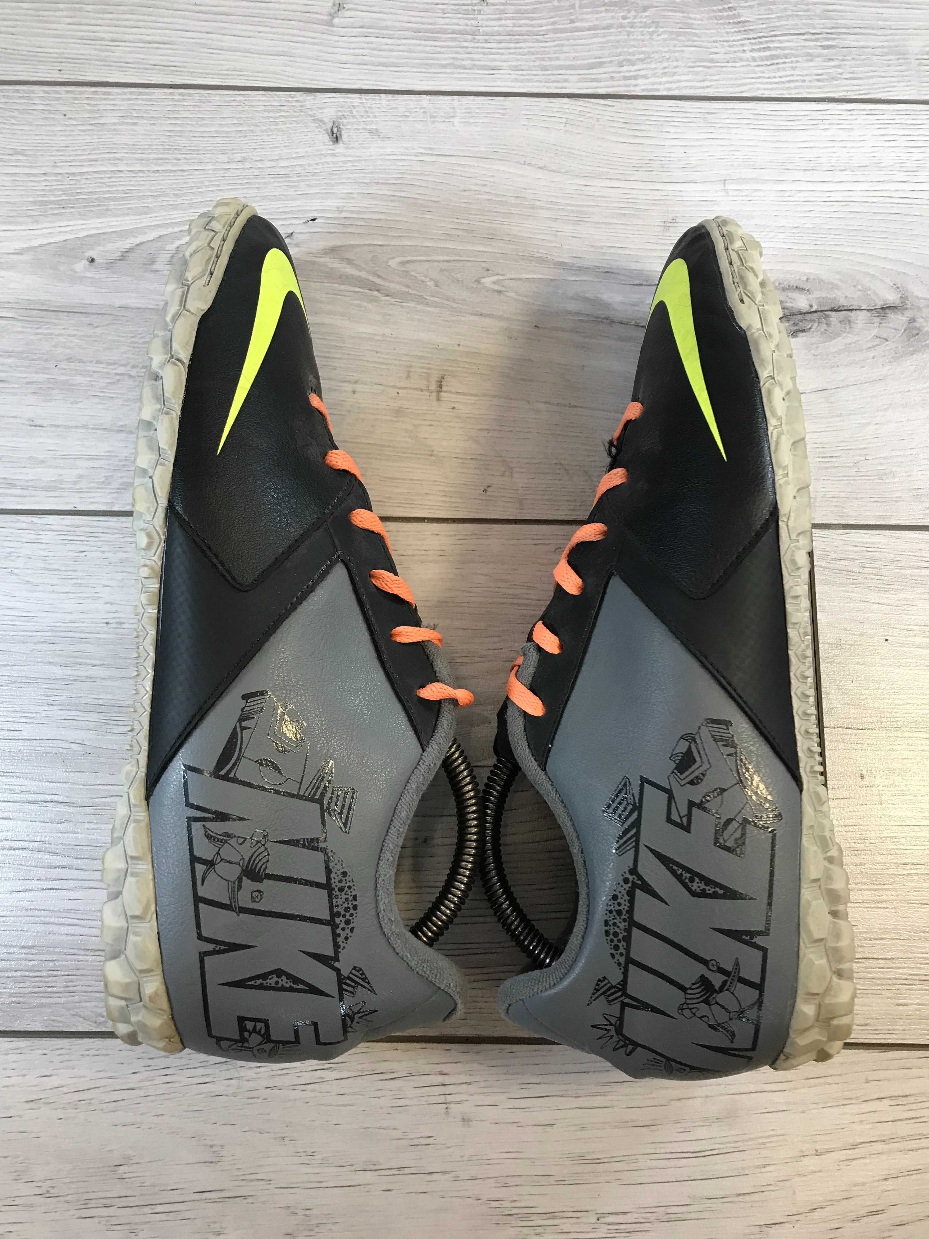 Buty turfy Nike Bomba rozm. 44,5