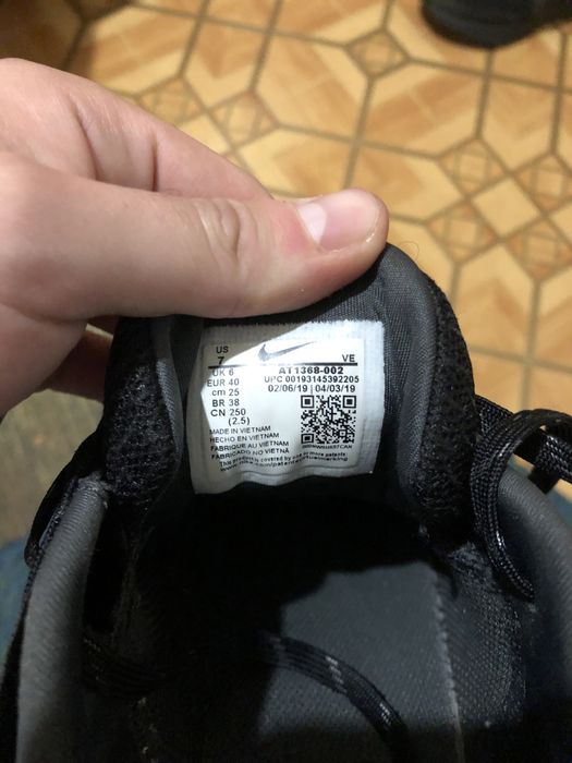 Кроссовки Nike Reakt  40 размер