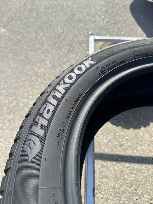 Зимові шини 205/55 R17 HANKOOK WINTER I CEPT EVO2 W320 Протектор: 75%