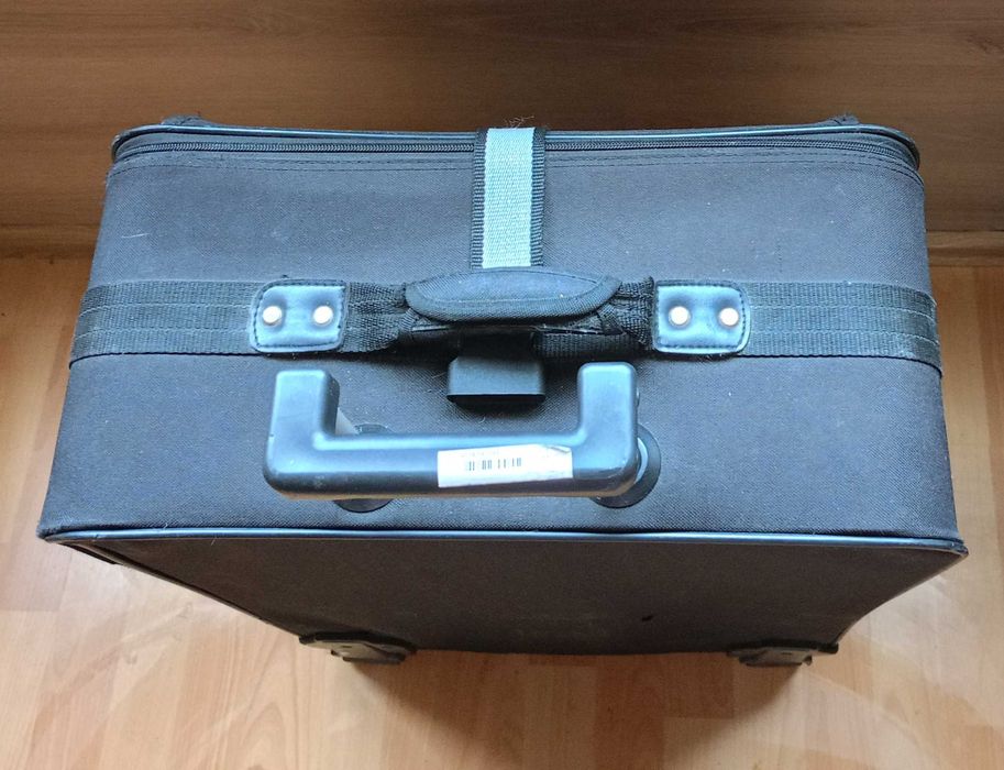 Велика валіза Rome в дуже гарному стані