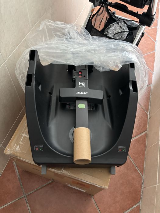 Conjunto Carrinho + Isofix Jané DUO