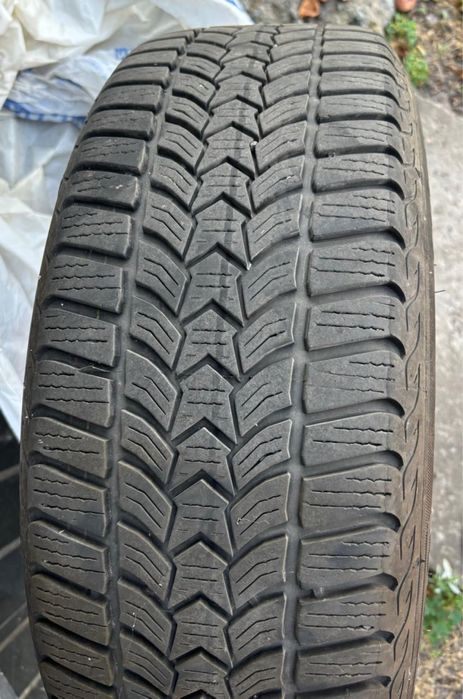 Продам комплект зимових коліс 205/55 r15 на бмв 320 е90