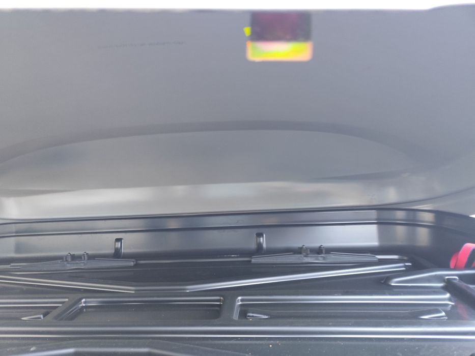 Bagageiro de Teto Gamaparts GP 400. Com barras Thule sweden