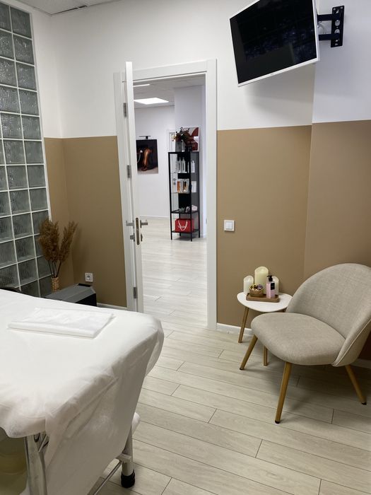 Оренда кабінету в салоні краси Комфорт Таун