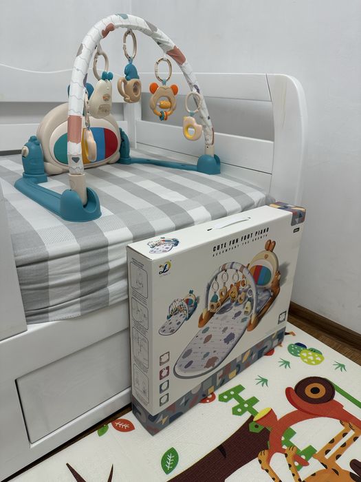 Килимок мобіль дуга5 звукових режимів підсвічування 5 іграшок підвісок