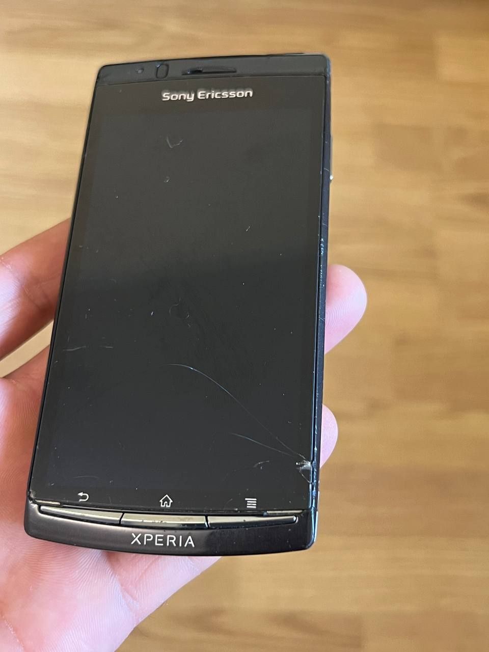 Sony Ericsson XPERIA LT18i