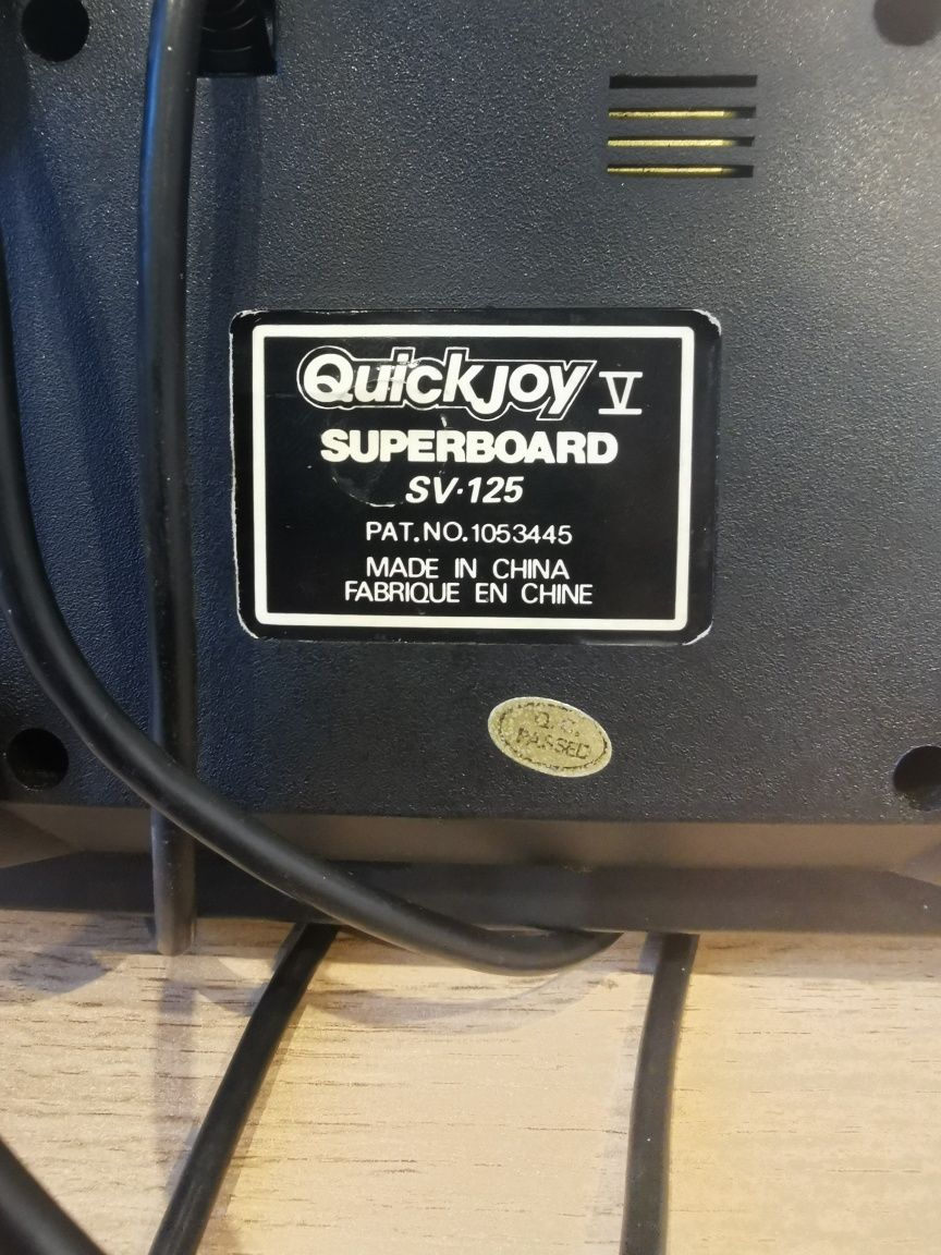 Jojstick Commodore C64 Quick Joy V superboard