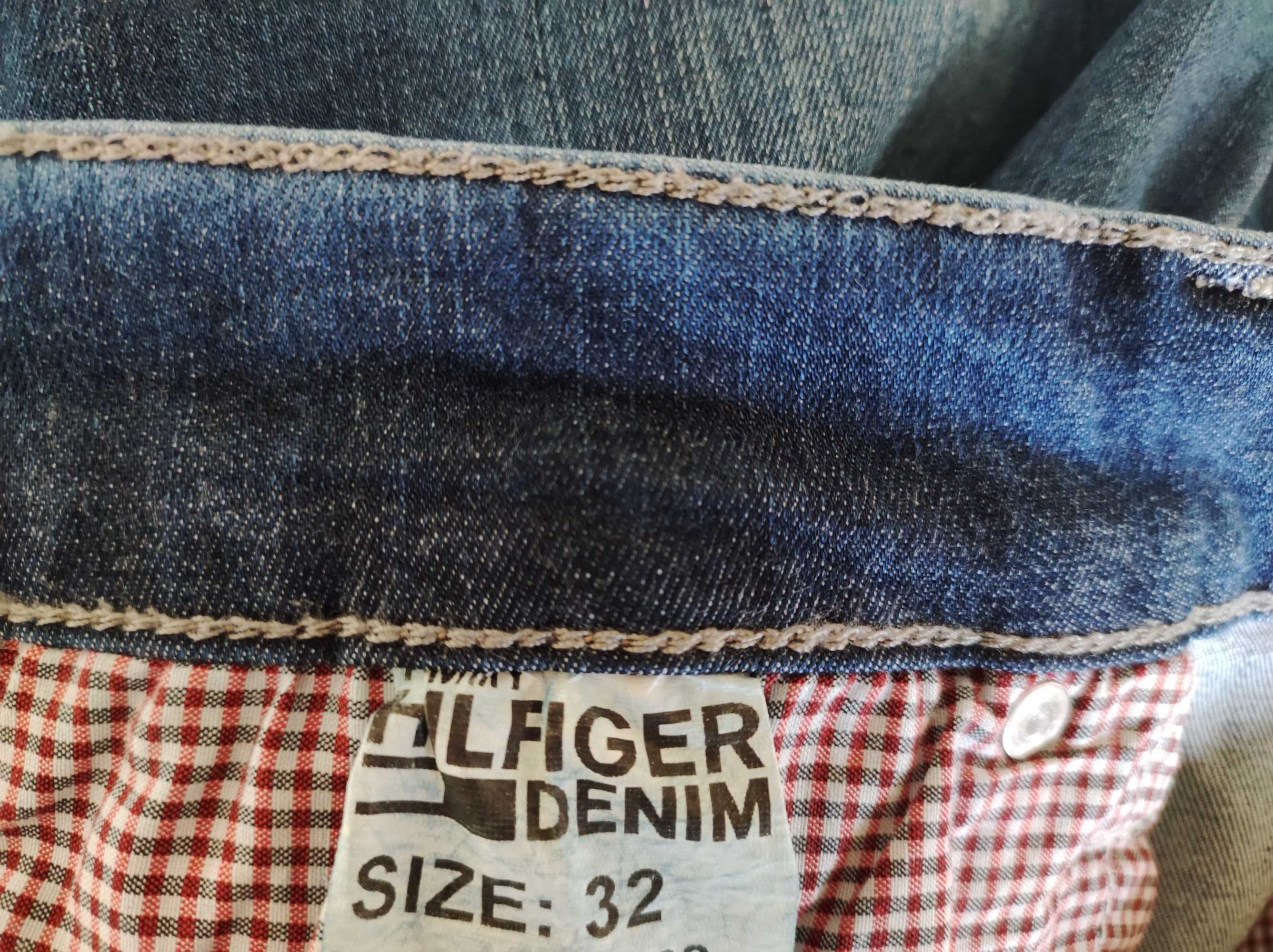 Nowe jeansy Tommy Hilfiger rozmiar 32.