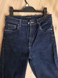 Spodnie jeansy roz 36/38, stan idealny